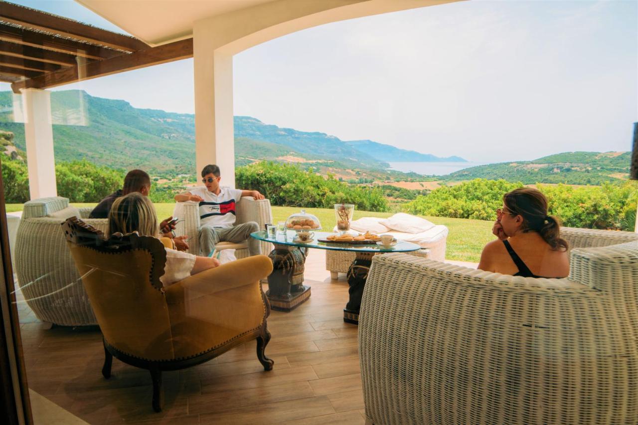Villa Dama Luxury อาลเกโร ภายนอก รูปภาพ