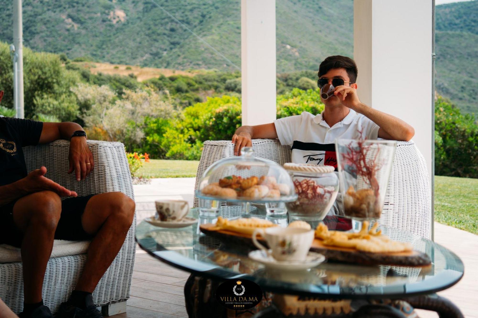 Villa Dama Luxury อาลเกโร ภายนอก รูปภาพ