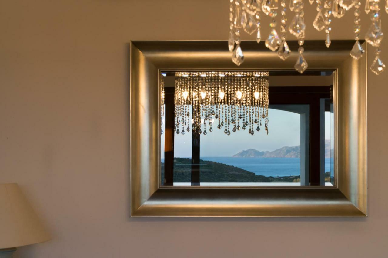 Villa Dama Luxury อาลเกโร ภายนอก รูปภาพ